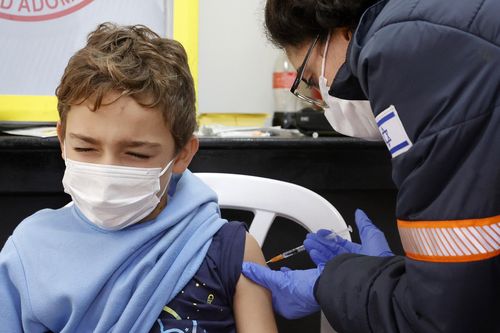 Mexico bắt đầu tiêm vaccine ngừa COVID-19 cho trẻ từ 5-11 tuổi