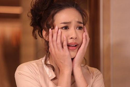 Lần đầu gặp đã bị mẹ người yêu dọa cho xanh mặt, tôi tháo vội chiếc nhẫn kim cương, thề không bao giờ quay lại
