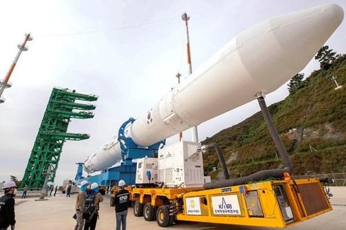 Hàn Quốc hoãn phóng tên lửa đẩy vũ trụ Nuri