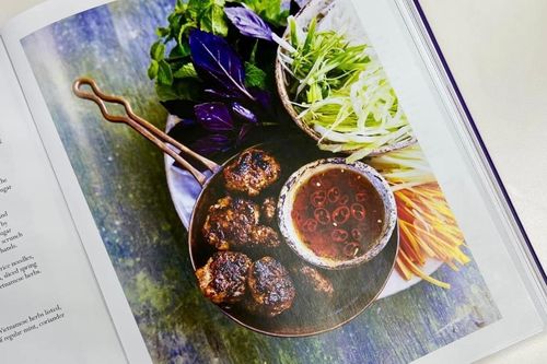 Món bún chả được đưa vào sách mừng Đại lễ của Nữ hoàng Anh