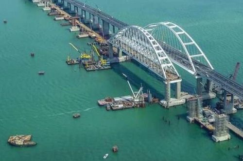 Tướng Ukraine dọa phá hủy cây cầu dài nhất châu Âu