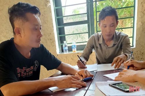 Bắt quả tang 2 đối tượng tàng trữ trái phép chất ma túy ở Cẩm Xuyên