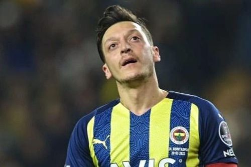 Ozil không còn đường lùi ở Fenerbahce