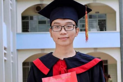 Thủ khoa Kỳ thi Đánh giá năng lực và ước mơ trở thành kỹ sư phần mềm