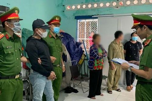 Bắt tạm giam bị can cho vay nặng lãi, rồi xâm phạm chỗ ở trái phép