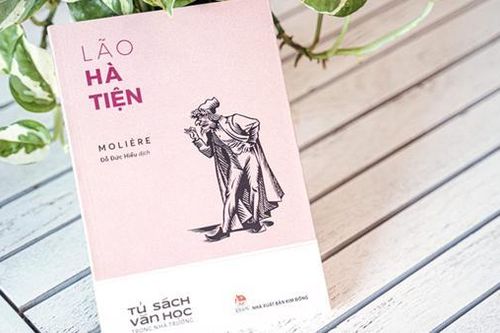 Ai hà tiện hơn?