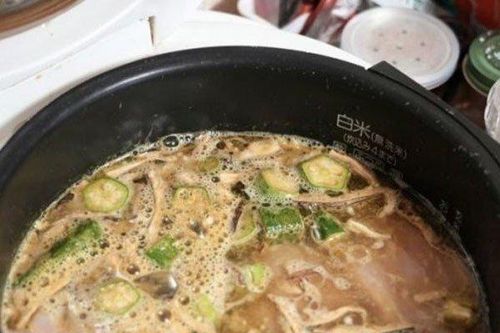 Nhiều người Nhật Bản rủ nhau ăn món 'đầm lầy' để giảm cân