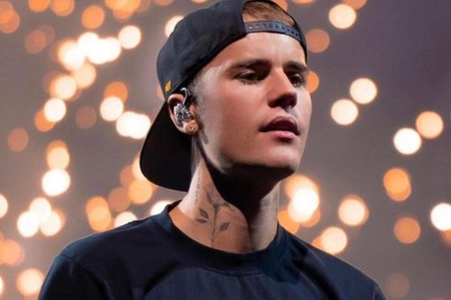 Sau khi liệt nửa mặt, Justin Bieber liên tục phải hủy lịch diễn để điều trị bệnh