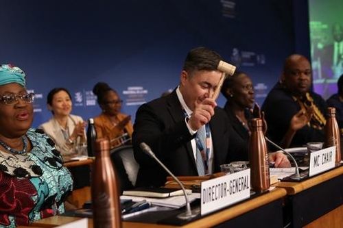WTO bế mạc Hội nghị Bộ trưởng lần thứ 12 với gói kết quả thương mại chưa từng có