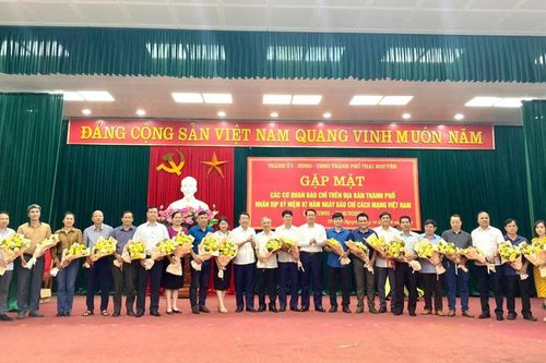 Thái Nguyên chính thức có Giải thưởng Báo chí Huỳnh Thúc Kháng