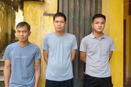 Hai công nhân trộm cắp bị 3 đồng nghiệp công ty 'làm luật' 400 triệu đồng