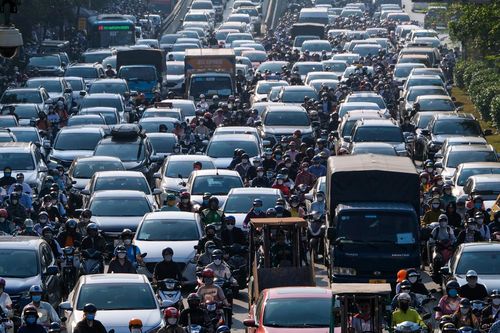 Hà Nội phân luồng lại một số 'điểm đen giao thông' từ 18/6