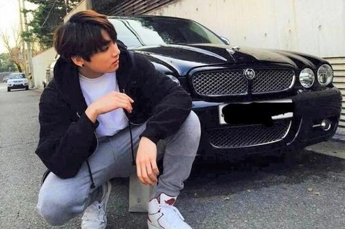 Thành viên nào giàu nhất nhóm BTS?