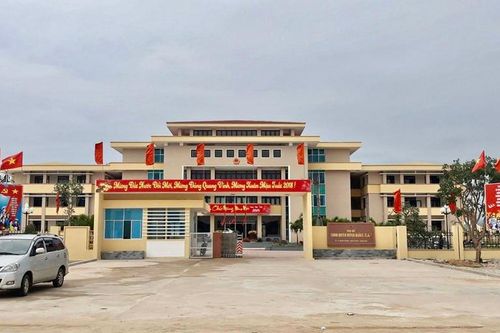 Quảng Bình: Quan xã liên tiếp xin thôi chức vụ và những lùm xùm