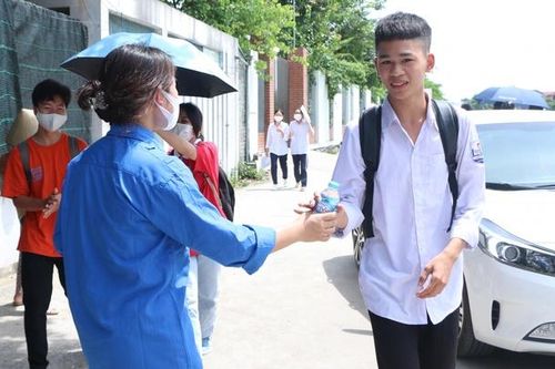 Kết thúc môn thi đầu tiên: Không ghi nhận cán bộ, thí sinh vi phạm quy chế