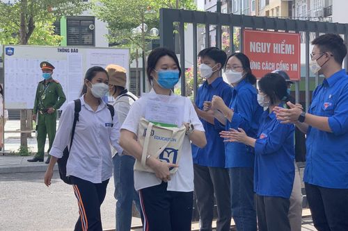 Giáo viên: Điểm thi Ngữ văn vào lớp 10 Hà Nội năm nay sẽ cao