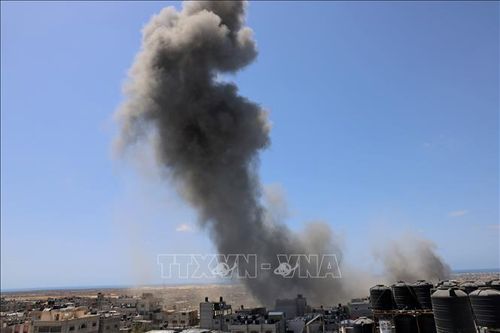 Israel không kích Dải Gaza