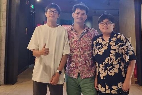 Xuân Bắc khoe ảnh Minh Bủm chuẩn bị thi vào lớp 10 nhưng có 1 CHI TIẾT khiến ai nấy nể danh hài cách dạy con