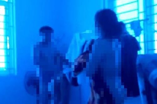 Chủ tịch xã 'tòm tem' tại công sở bị khai trừ khỏi Đảng