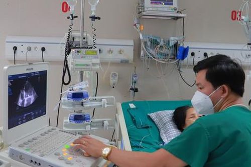 Bệnh nhân tim mạch không dùng thuốc đều phải nhập viện cấp cứu