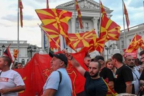 Bắc Macedonia: Biểu tình kêu gọi bầu cử sớm