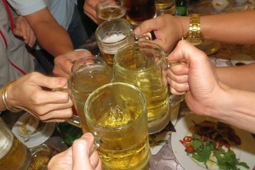 'Dân nhậu' tuổi… học sinh