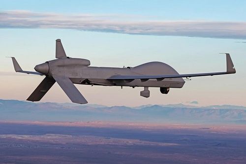 Lý do Mỹ ngại trao UAV 'đại bàng xám' cho Ukraine