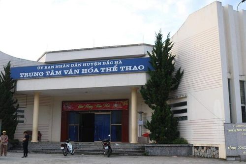 Một phóng viên tử vong khi xe lao vực ở Lào Cai