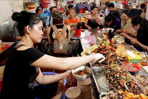 'Níu chân' du khách bằng Foodtour