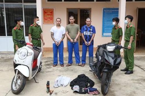 Nhóm đối tượng trộm gà chuyên nghiệp sa lưới