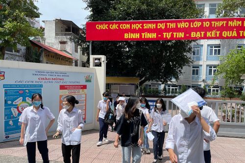 Gần 12.000 lượt thí sinh đăng ký dự thi vào lớp 10 chuyên Hà Nội