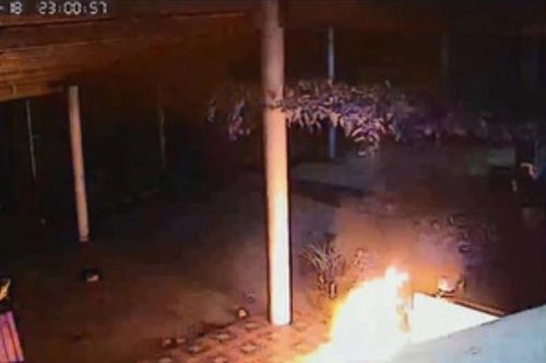 Bình Định điều tra vụ ném bom xăng vào nhà dân gây cháy nổ