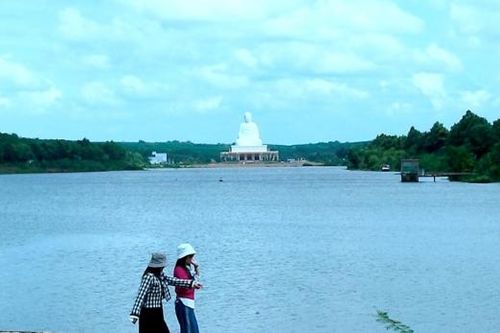 Về Bình Phước trải nghiệm du lịch tâm linh ở những ngôi chùa độc đáo