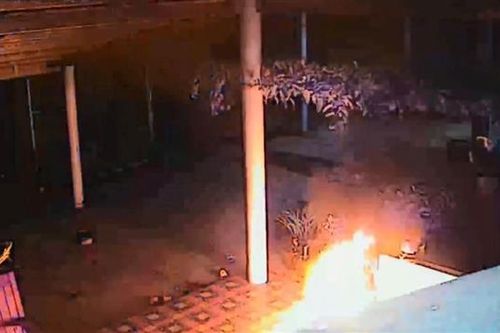 Bình Định: Điều tra đối tượng ném xăng vào nhà người dân gây cháy nổ