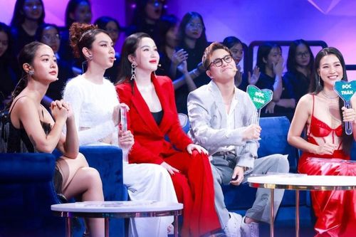 Hậu ly hôn chồng ngoại quốc, Hoàng Oanh khoe đường cong 'siêu thực' chiếm trọn mọi spotlight