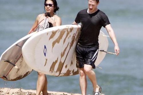 Jeff Bezos, Mark Zuckerberg và các tỷ phú khác nghỉ hè thế nào?