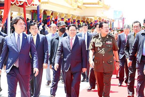 Thủ tướng Phạm Minh Chính và Thủ tướng Hun Sen: Làm sâu sắc hơn nữa mối quan hệ đoàn kết hữu nghị truyền thống quý báu giữa hai dân tộc