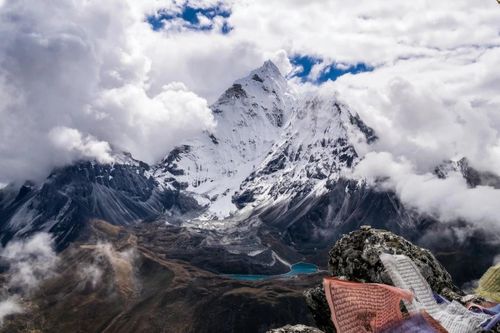 Trạm dừng chân nổi tiếng Everest có thể bị bỏ