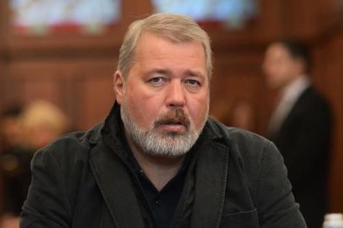 Nhà báo Nga bán huy chương Nobel Hòa bình để hỗ trợ trẻ em Ukraine