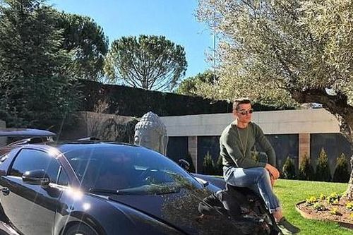 Siêu xe của Ronaldo gây tai nạn tại Tây Ban Nha