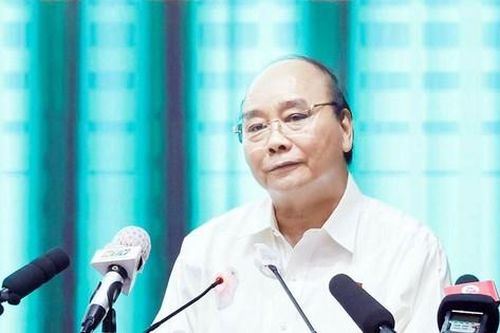 Chủ tịch nước: TPHCM cần khơi thông đấu thầu, giải bài toán thiếu thuốc