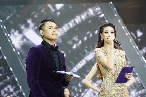 Khánh Vân làm MC đêm bán kết Hoa hậu Hoàn vũ Việt Nam 2022, bạn dẫn nổi tiếng nhận xét thế nào?