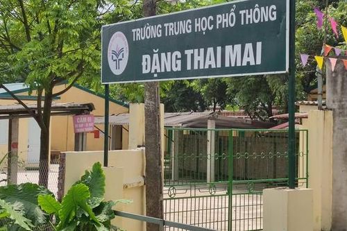 Từ vụ cả trăm học sinh trường THPT Đặng Thai Mai suýt không được tốt nghiệp: Tâm tư của những thầy giáo già
