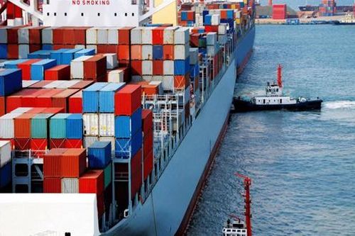 Tàu biển cũ trở thành 'mỏ vàng' khi thương mại toàn cầu gián đoạn