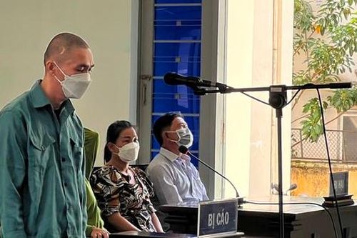 Dùng cưa máy cắt trúng cổ nạn nhân, đối tượng lãnh án 10 năm tù