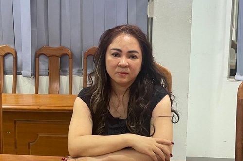 Bà Phương Hằng bị gia hạn thời gian tạm giam
