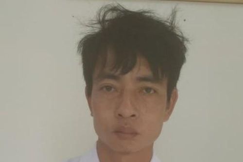 Nam thanh niên giả làm nhân viên y tế để 'chôm đồ' trong bệnh viện