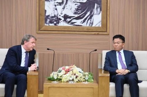 Tiếp tục thúc đẩy, tăng cường mối quan hệ hợp tác trong lĩnh vực pháp luật và tư pháp