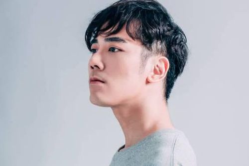 Bị chê sợ vợ, chồng tôi nhẹ nhàng đáp trả một câu