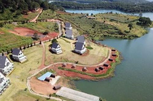 Lâm Đồng: Buộc tháo dỡ loạt công trình trái phép quanh hồ Tuyền Lâm